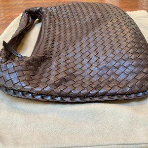 Bottega Veneta Intrecciato leather shoulder bag